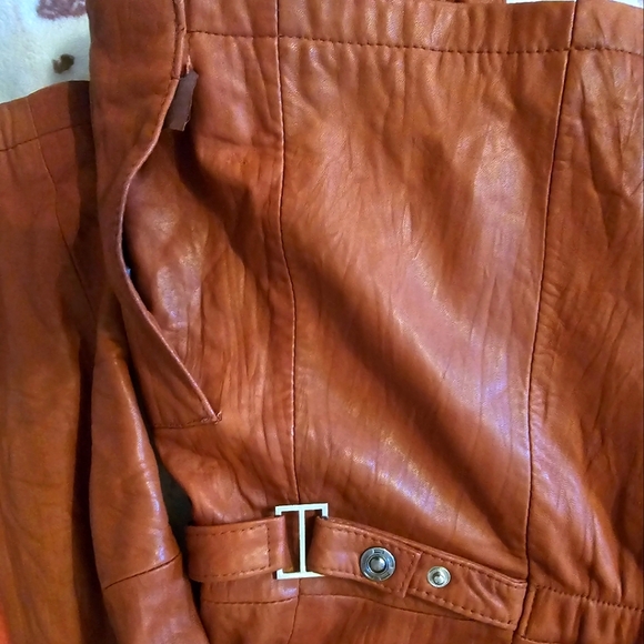 ADLER COLLECTION WOMEN LEATHER COAT XL SIZE $100 - Picture 6 of 7